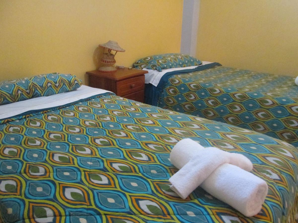 Hostal Leon Dormido ปูแอร์โต บาเกริโซ โมเรโน ภายนอก รูปภาพ