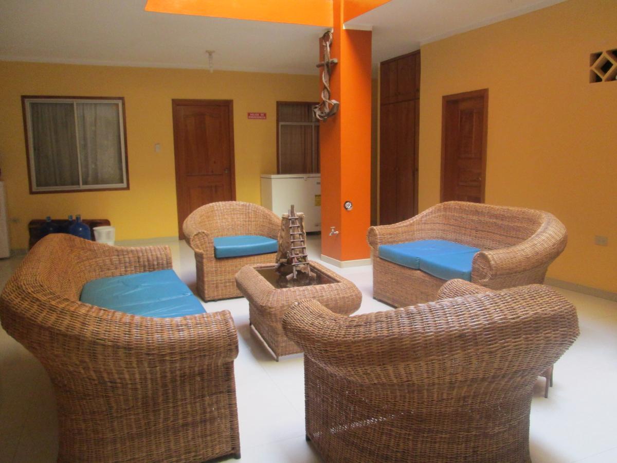 Hostal Leon Dormido ปูแอร์โต บาเกริโซ โมเรโน ภายนอก รูปภาพ